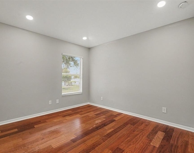 4249 Old Waverly Court - Photo Thumbnail 21