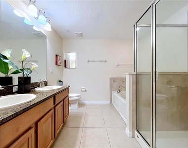 10144 Arbor Run Drive - Photo Thumbnail 13