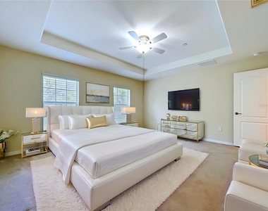 10144 Arbor Run Drive - Photo Thumbnail 18