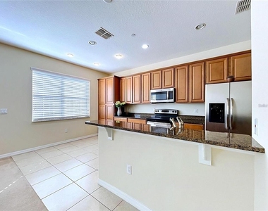 10144 Arbor Run Drive - Photo Thumbnail 14