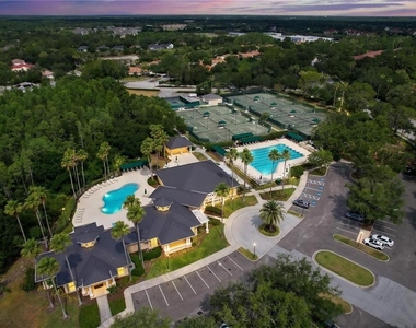 10144 Arbor Run Drive - Photo Thumbnail 7