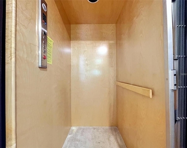 10144 Arbor Run Drive - Photo Thumbnail 6