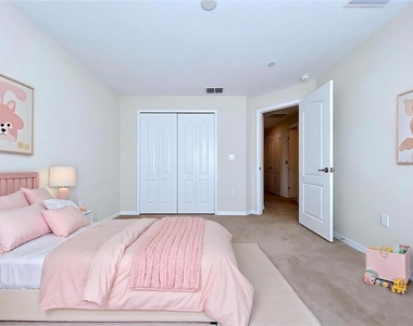 10144 Arbor Run Drive - Photo Thumbnail 28