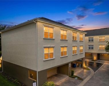 10144 Arbor Run Drive - Photo Thumbnail 8