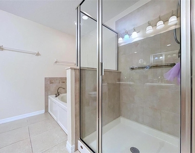 10144 Arbor Run Drive - Photo Thumbnail 25