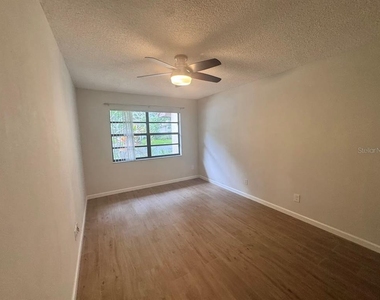 10531 98th Street - Photo Thumbnail 8