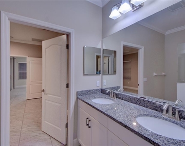 7408 Ridgelake Circle - Photo Thumbnail 30