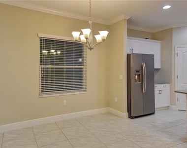 7408 Ridgelake Circle - Photo Thumbnail 16