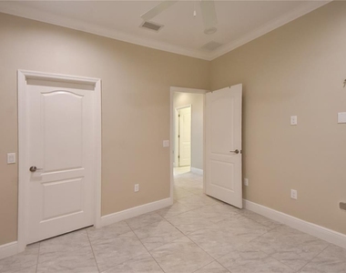 7408 Ridgelake Circle - Photo Thumbnail 34