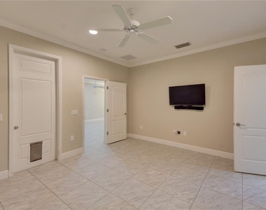 7408 Ridgelake Circle - Photo Thumbnail 25