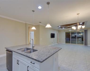 7408 Ridgelake Circle - Photo Thumbnail 15