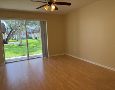 3146 Bayshore Oaks Drive - Photo Thumbnail 2