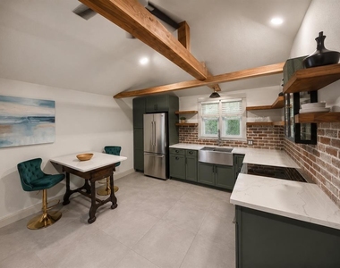 4535 9th Avenue N - Photo Thumbnail 9