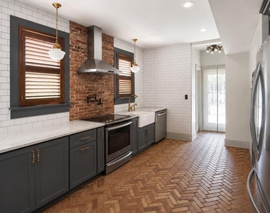 4535 9th Avenue N - Photo Thumbnail 6