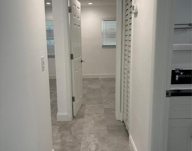 674 Heritage Lane - Photo Thumbnail 13