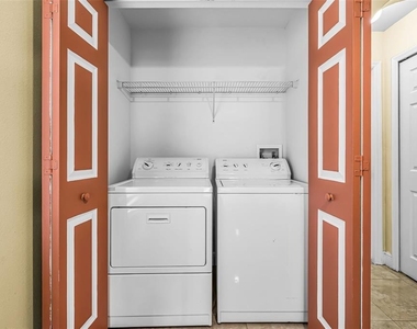 17029 Torvest Court - Photo Thumbnail 14