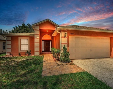 17029 Torvest Court - Photo Thumbnail 5