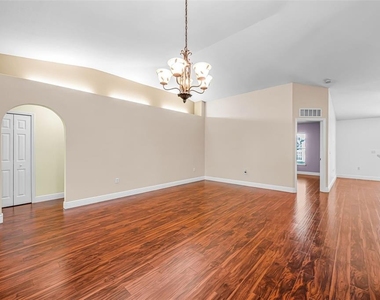 17029 Torvest Court - Photo Thumbnail 9