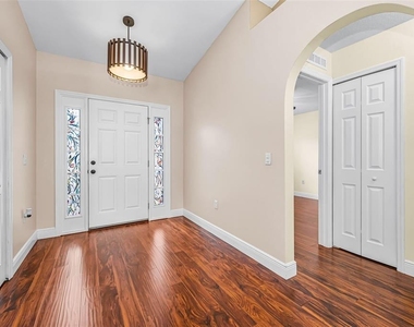 17029 Torvest Court - Photo Thumbnail 8