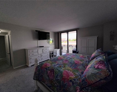 3820 Gulf Boulevard - Photo Thumbnail 16