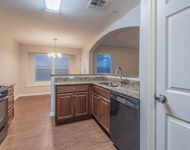 2607 Kiplands Way Drive - Photo Thumbnail 6