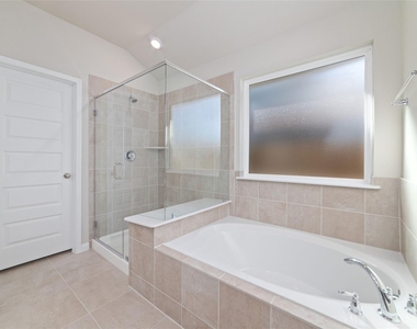 21518 Carbone Lane - Photo Thumbnail 15