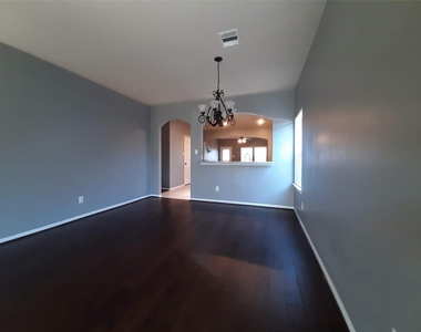 23322 E Pine Ivy Lane - Photo Thumbnail 6