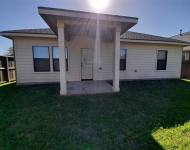 23322 E Pine Ivy Lane - Photo Thumbnail 32