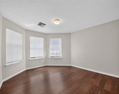 12019 Brantley Haven Drive - Photo Thumbnail 23