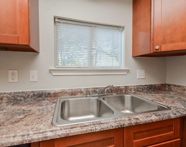 2118 Thonig Road - Photo Thumbnail 11