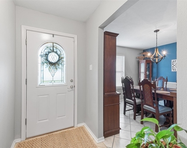105 Sweetgum Street - Photo Thumbnail 5