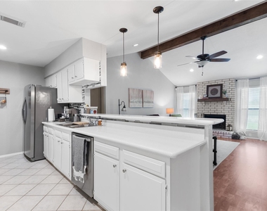 105 Sweetgum Street - Photo Thumbnail 10