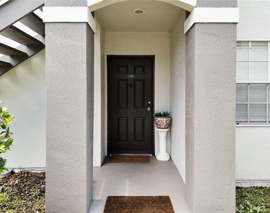 13929 Fairway Island Drive - Photo Thumbnail 2