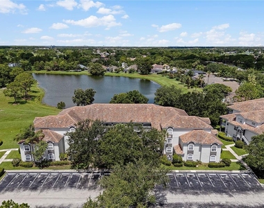 13929 Fairway Island Drive - Photo Thumbnail 38