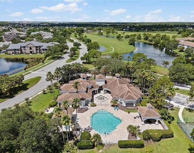 13929 Fairway Island Drive - Photo Thumbnail 31