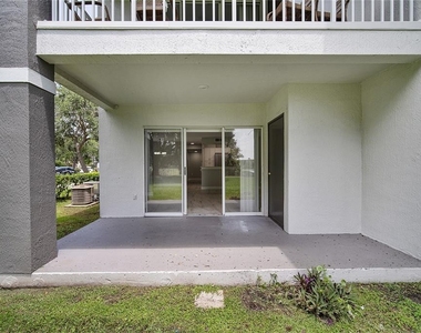 13929 Fairway Island Drive - Photo Thumbnail 26