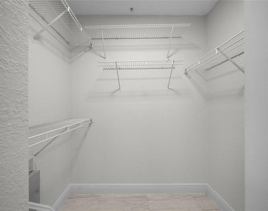 13929 Fairway Island Drive - Photo Thumbnail 18