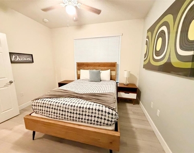 17407 Placidity Avenue - Photo Thumbnail 8