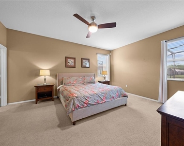 4704 Ruby Red Lane - Photo Thumbnail 38