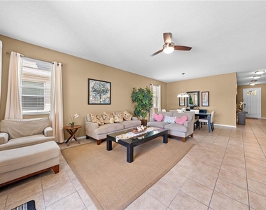 4704 Ruby Red Lane - Photo Thumbnail 25