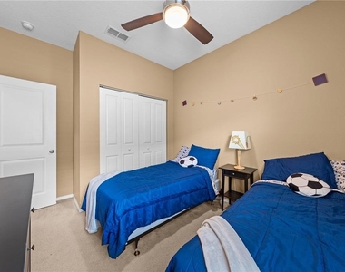 4704 Ruby Red Lane - Photo Thumbnail 11