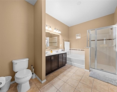4704 Ruby Red Lane - Photo Thumbnail 41