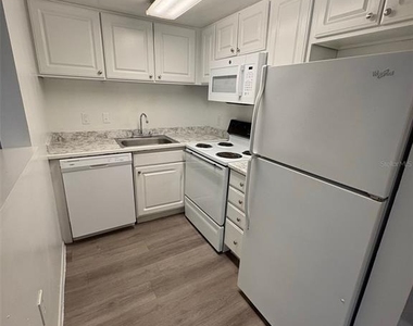 2523 N Alafaya Trail - Photo Thumbnail 6