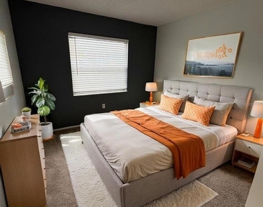 2523 N Alafaya Trail - Photo Thumbnail 11