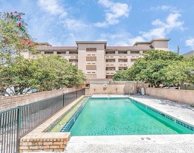 2210 Dorrington Street - Photo Thumbnail 11