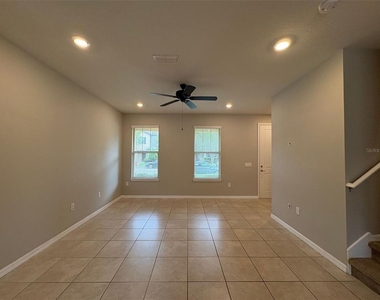 5044 Walker Street - Photo Thumbnail 4