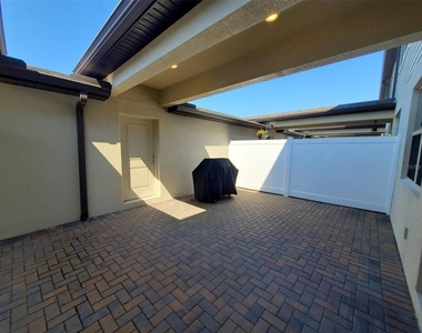 5044 Walker Street - Photo Thumbnail 30