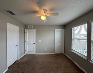 5044 Walker Street - Photo Thumbnail 23