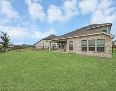 584 Santa Rosa Hills Drive - Photo Thumbnail 31
