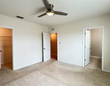 9017 Alba Lane - Photo Thumbnail 25